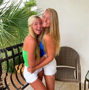 Meet your Posher, Lydia